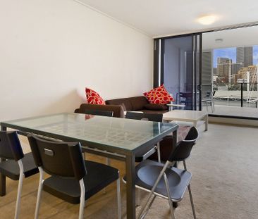 TWO BEDROOM APARTMENT WITH STUNNING CITY VIEWS - Photo 1