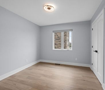 For Lease - 884 BYRON Avenue Unit# A, Carlingwood - Westboro and Ar... - Photo 3