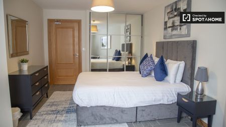 Modern 1-bedroom apartment for rent in Ballsbridge, Dublin - Photo 2