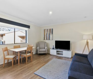 Furnished 1 Bedroom in Central location - Photo 1