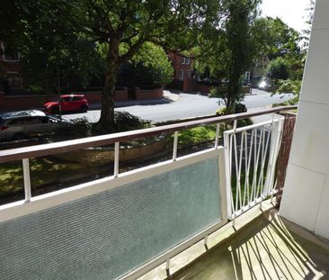 2 bedroom Flat To Let - Photo 6