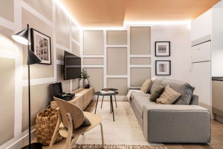 2 room luxury Apartment for rent in Madrid, Spain - Photo 4