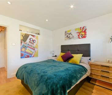 2 Bed Terraced House, Christchurch Close, SW19 - Photo 5