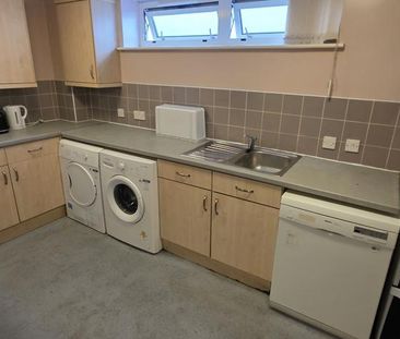 6 bedroom apartment to rent - Photo 5