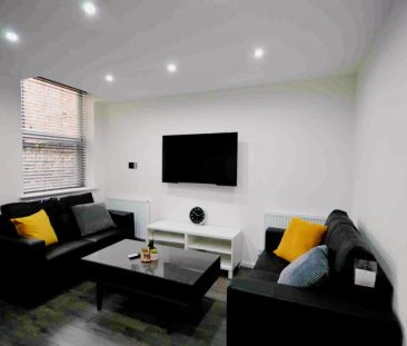 9 Beds 9 Baths - Photo 4