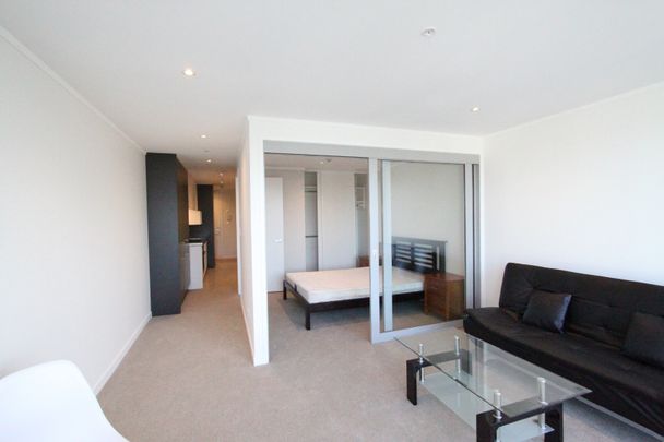 Up the top - Photo 1