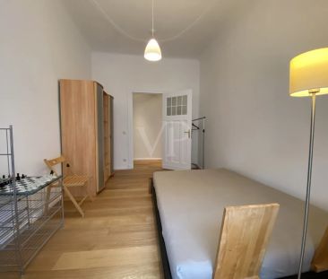 Möblierte 2 Zimmer - Charmanter Altbauflair mit Kamin, Balkon und H... - Photo 6
