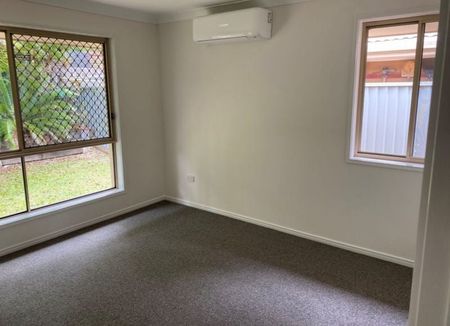 Beautiful Spacious Home in Family Friendly Location! - Photo 5