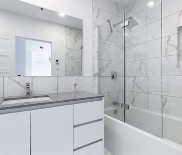 1000 Rue de Port Royal E. - Photo 2