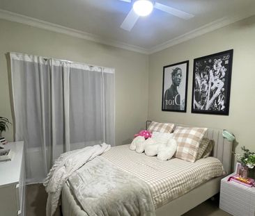 North Plympton - Photo 2