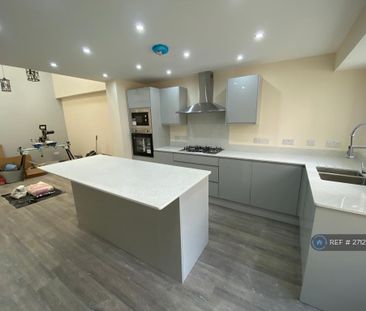 3 bedroom terraced house to rent - Photo 4