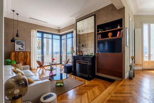 Location Maison 8 pièces 253m² NICE 06300 - Photo 1