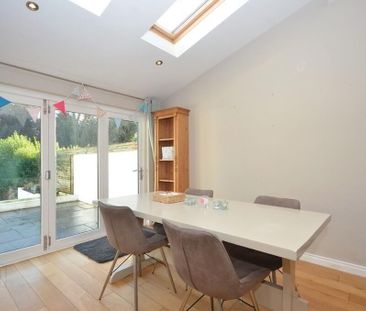26 Manna Grove, Castlereagh, Belfast, BT5 6AJ - Photo 3