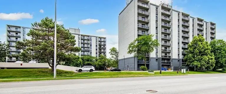 Nottingham Towers | 56/64 Finch Drive, Sarnia - Photo 1