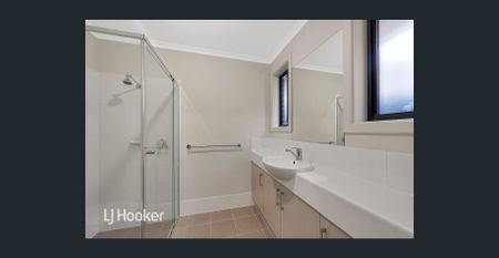 Brand New Living - Photo 4