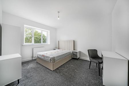 3 bedroom terraced house to rent - Photo 4