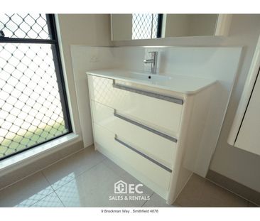 Secure Home Near JCU – Smithfield Location - Photo 6