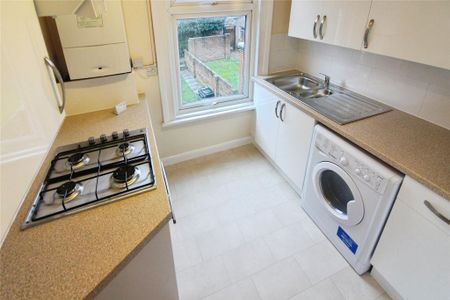 2 bedroom apartment to rent - Photo 4