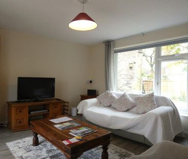 1 bedroom semi-detached house to rent - Photo 1