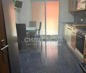 Apartment T3 in Mafamude e Vilar do Paraíso, Vila Nova de Gaia - Photo 5