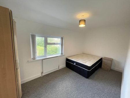 Lockleaze Road, Horfield - Photo 3