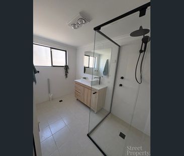 Beachside living at its best! - Photo 6