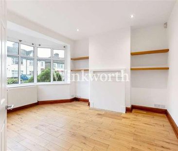 Hazelwood Road, Enfield, EN1 - Photo 4