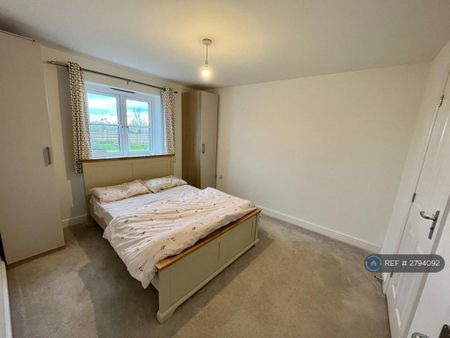 3 bedroom detached house to rent - Photo 3