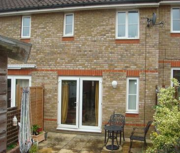 2 bedroom terraced house to rent - Photo 1