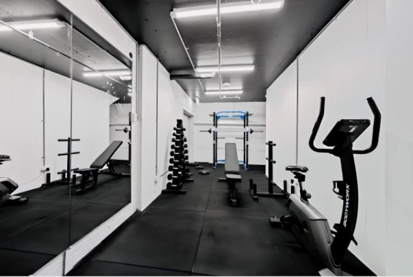 Castle Camperdown Two, Sydney - Photo 1