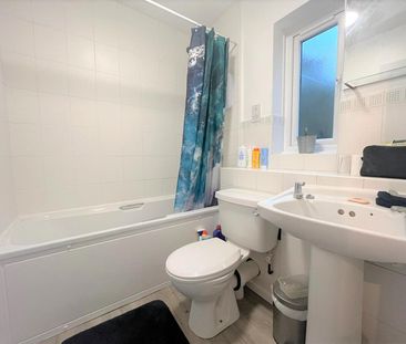 Osprey Close, West Drayton, UB7 - Photo 3