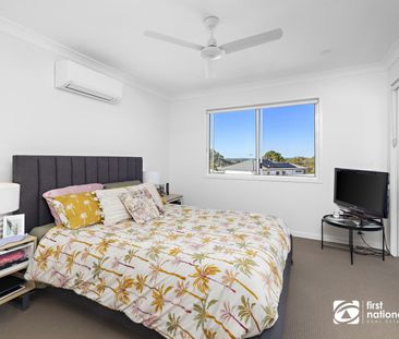 STUNNING FAMILY HOME IN REDLAND BAY! - Photo 4