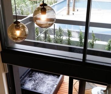 Ενοικίαση κατοικίας, 93 τ.μ., Βούλα, 2.700 € - Photo 2