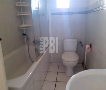 Location Appartement 4 pièces 89m² LA GARDE 83130 - Photo 4