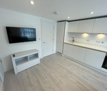 1 bedroom Flat To Let - Photo 5