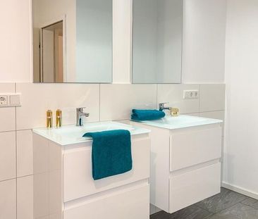 RAUMRIESE IN IDYLLISCHER LAGE MIT RIESENTERRASSE - FRIEDRICHSDORF - Photo 4