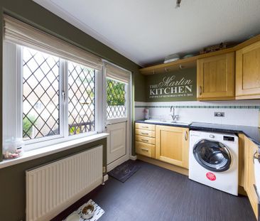 2 bedroom semi-detached house to rent - Photo 5