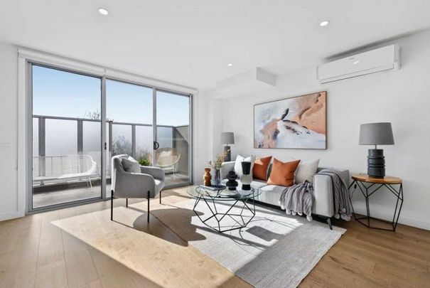 Modern Living in the Heart of Essendon - Photo 1