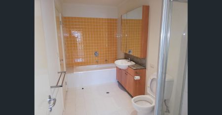 LARGE TWO BEDROOM DOUBLE STOREY - Photo 3