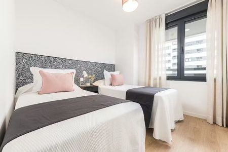 Avenida José Antonio Corrales, Madrid, Community of Madrid 28055 - Foto 3