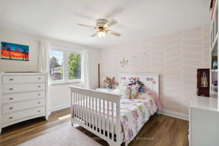 Detached Home For Lease | W9239445 - Photo 2