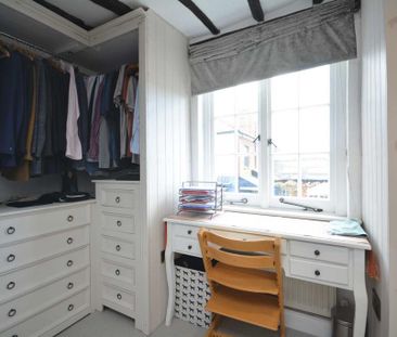 2 bedroom terraced house to rent - Photo 2