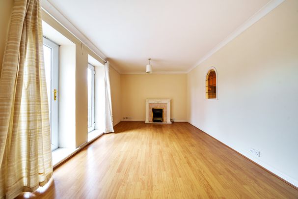 Kings Lodge, Pembroke Road, Ruislip, HA4 8NH - Photo 1