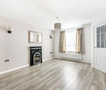 3 bedroom end of terrace house to rent - Photo 4