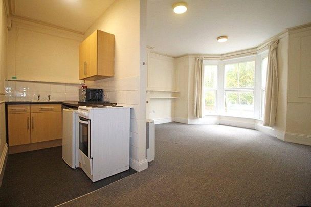1 bedroom flat to rent - Photo 1