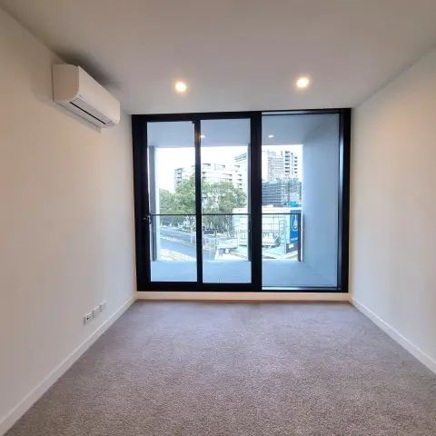 2Bedrooms, 2Bathrooms - Photo 1