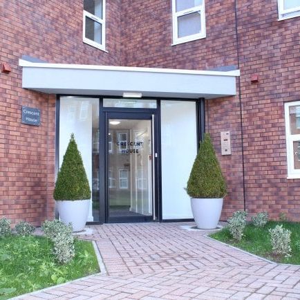 Crescent House, Rugby, CV21 - Photo 1
