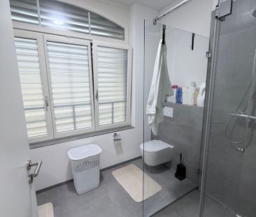 Stilvolle Loftwohnung mit moderner Ausstattung am Oberen Quai 51 in... - Foto 5