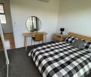 2 Bedroom 1 Bath Furnished Apartment. Short term lease considered - Photo 6
