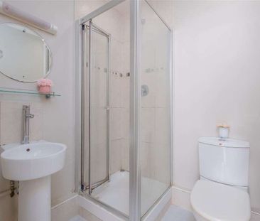Apartment to Rent: Apartment 15, Oak House, Carrickmines, Dublin 18 - Photo 6